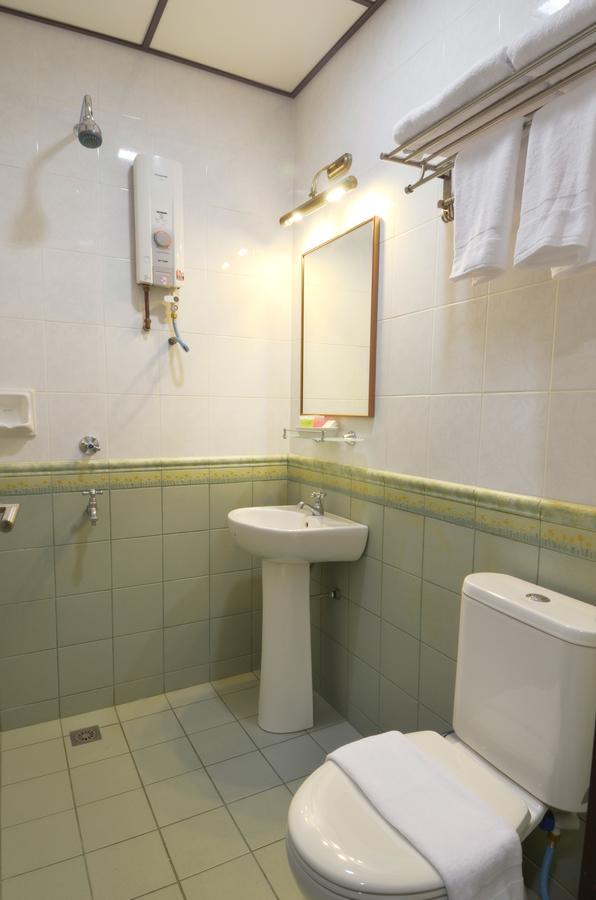 Hotel Kooler Inn Κότα Κιναμπαλού Εξωτερικό φωτογραφία